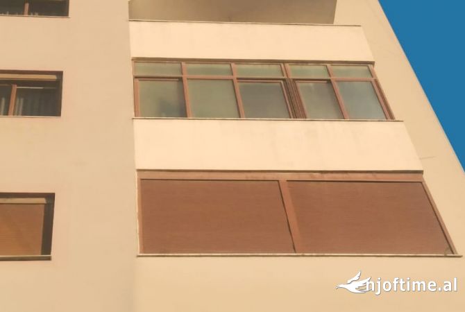 Shtepi ne shitje Apartament ne Tirane, 1+1, Mobilimi Bosh, pa mobiluar, Pagesa 109,999  Euro.