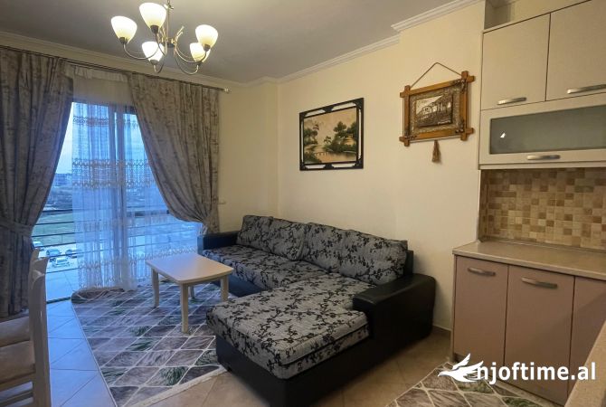 Shtepi ne shitje Apartament ne Tirane, 2+1, Mobilimi E mobiluar, Pagesa 111,909  Euro.