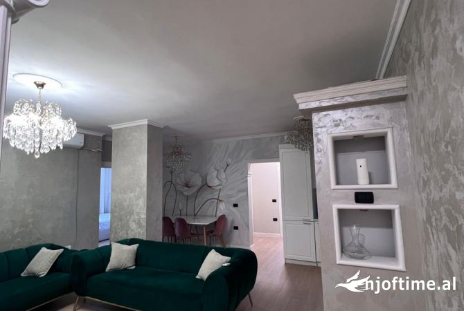 Shtepi me qera 2+1 ne Tirane - 691 Euro