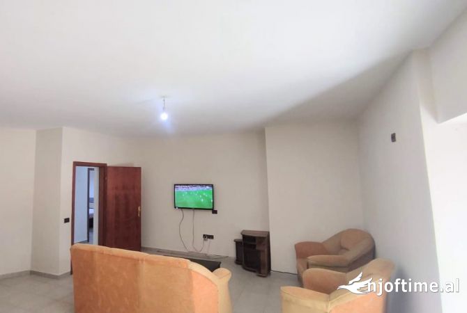 Shtepi ne shitje Apartament ne Tirane, 2+1, Mobilimi E mobiluar, Pagesa 94,383  Euro.