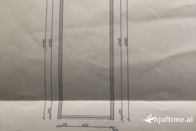 Ambient biznesi me qera 1+1 ne Tirane - 60,000 Leke