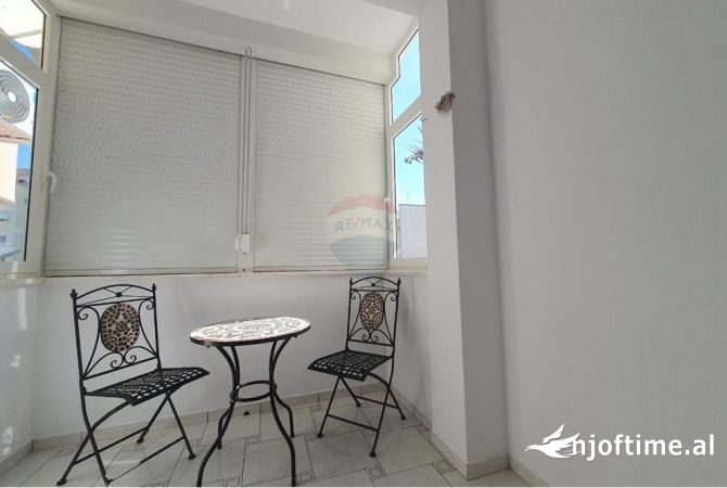 Shtepi me qera 2+1 ne Tirane - 700 Euro