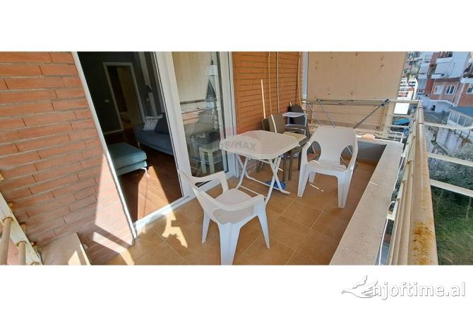 Shtepi me qera Apartament ne Tirane, 1+1, Mobilimi E mobiluar, Pagesa 600  Euro.