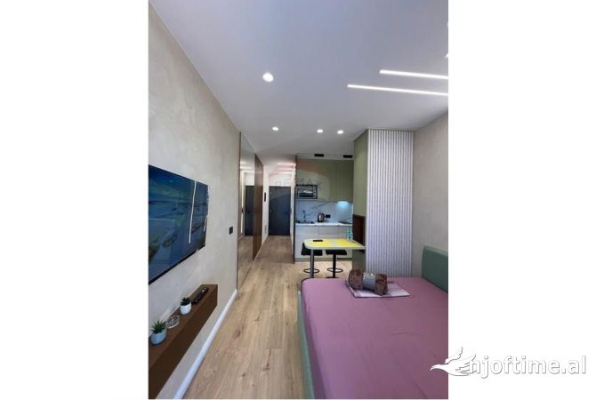 Shtepi me qera Garsoniere ne Tirane - 550 Euro