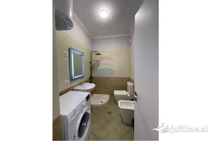 Shtepi ne shitje Apartament ne Tirane, 1+1, Mobilimi E mobiluar, Pagesa 118,000  Euro.