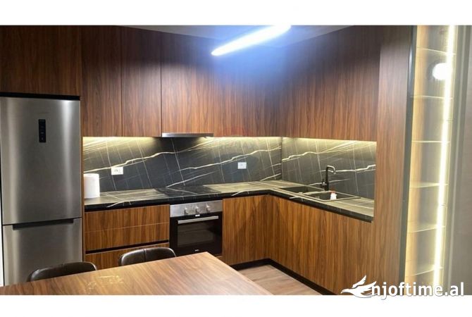 Shtepi me qera 1+1 ne Tirane - 700 Euro