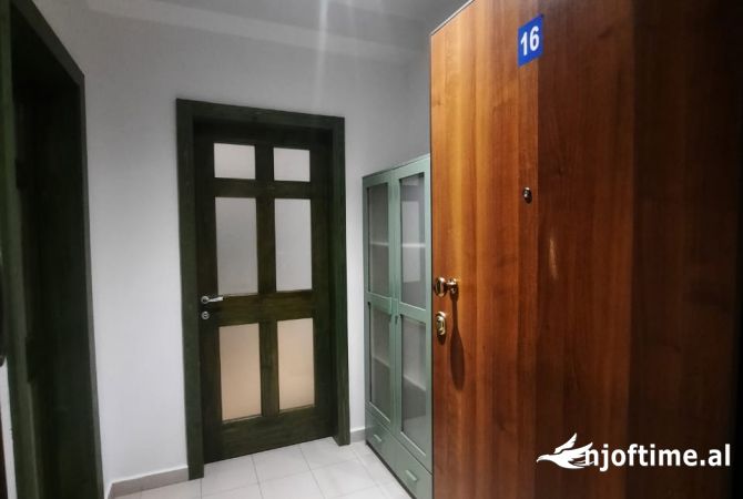 Shtepi me qera 2+1 ne Tirane - 50,000 Leke