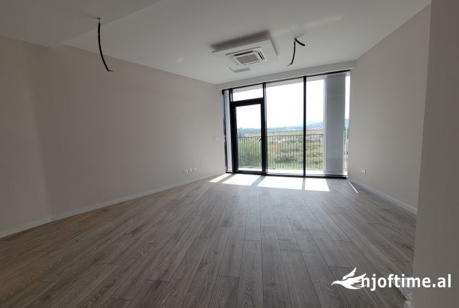 Shtepi me qera 2+1 ne Tirane - 1,200 Euro