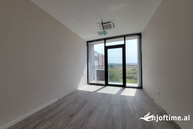 Shtepi me qera Apartament ne Tirane, 2+1, Mobilimi Bosh, pa mobiluar, Pagesa 1,200  Euro.