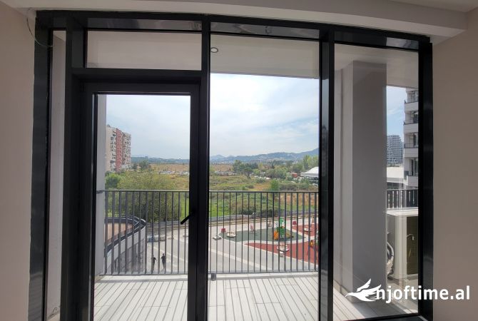 Shtepi me qera 2+1 ne Tirane - 1,200 Euro
