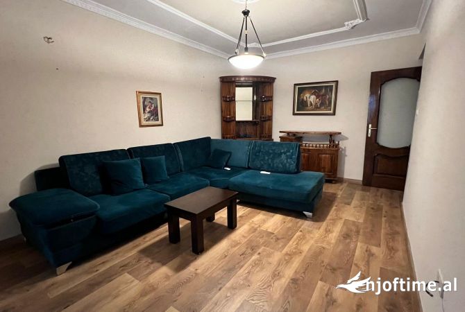 Shtepi me qera 1+1 ne Tirane - 650 Euro