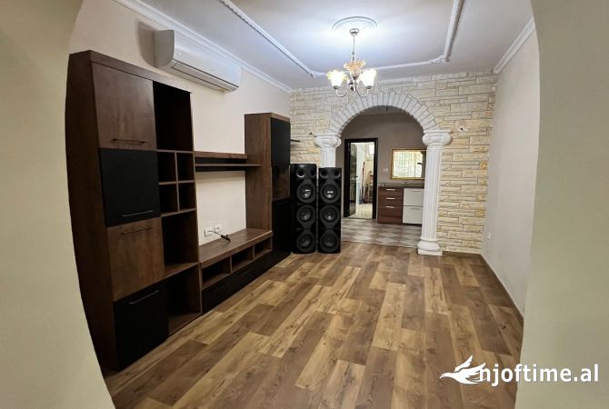 Shtepi me qera 1+1 ne Tirane - 650 Euro