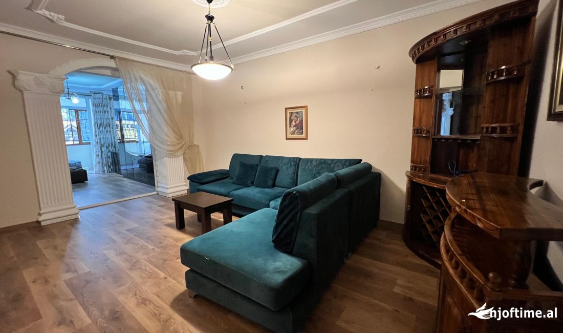 Shtepi me qera Apartament ne Tirane, 1+1, Mobilimi E mobiluar, Pagesa 650  Euro.