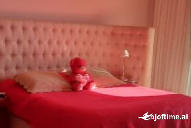 Shtepi me qera 2+1 ne Tirane - 580 Euro
