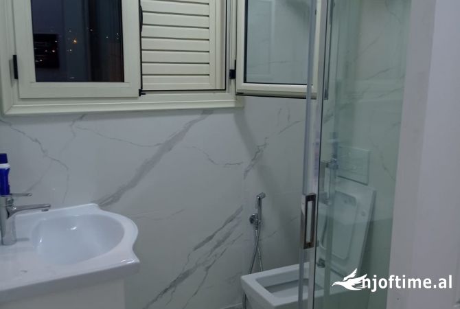 Shtepi me qera 2+1 ne Tirane - 600 Euro
