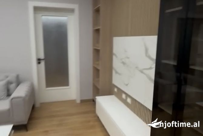 Shtepi ne shitje 2+1 ne Tirane - 180,000 Euro