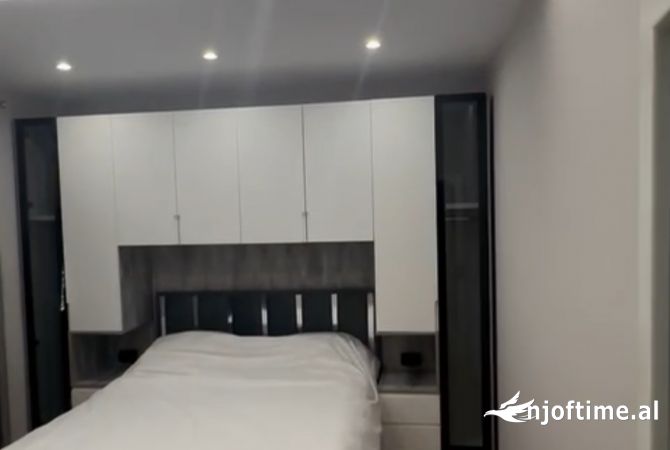 Shtepi ne shitje 2+1 ne Tirane - 180,000 Euro