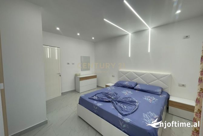 Shtepi me qera 1+1 ne Durres - 300 Euro