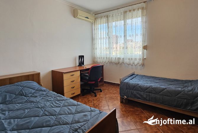 Shtepi me qera Apartament ne Tirane, 2+1, Mobilimi E mobiluar, Pagesa 850  Euro.