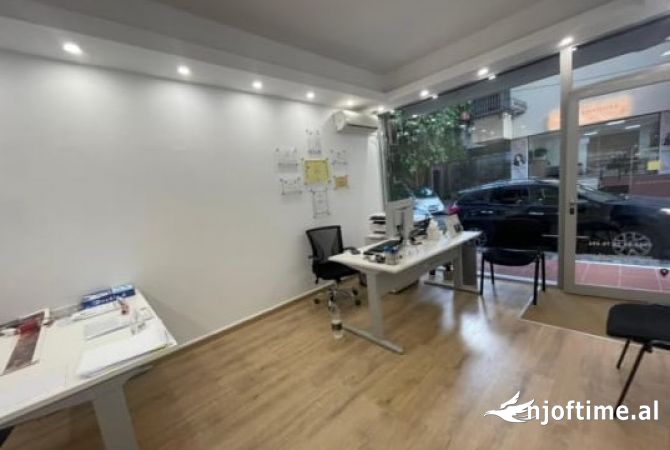 Ambient biznesi me qera 1+1 ne Tirane - 800 Euro