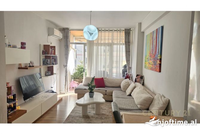 Shtepi ne shitje 2+1 ne Tirane - 130,000 Euro