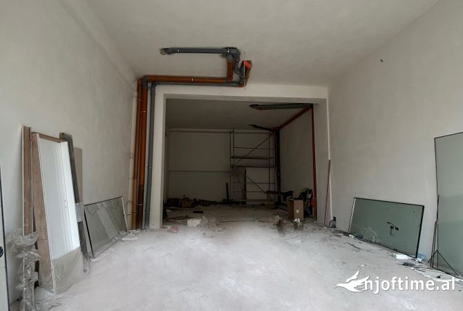 Ambient biznesi me qera 1+1 ne Tirane - 1,500 Euro