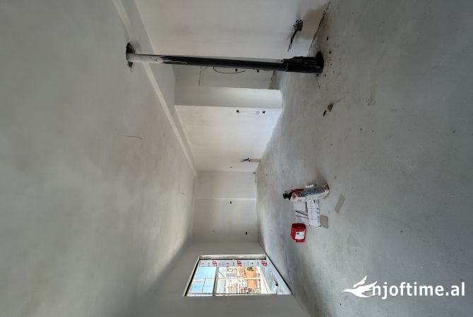 Shtepi ne shitje 2+1 ne Tirane - 245,000 Euro