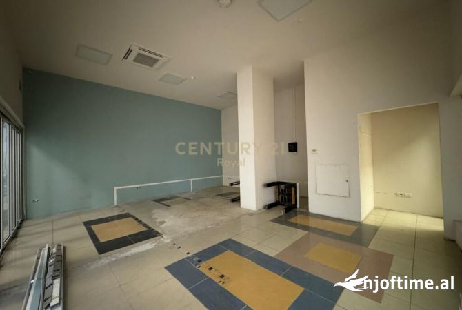 Ambient biznesi me qera 1+1 ne Tirane - 850 Euro