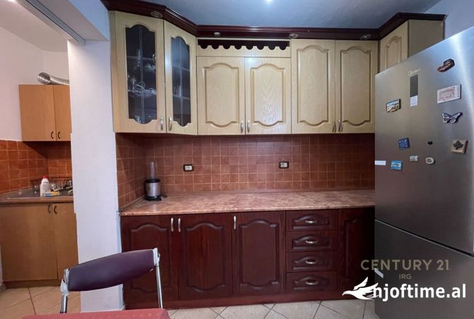 Shtepi me qera 2+1 ne Tirane - 500 Euro
