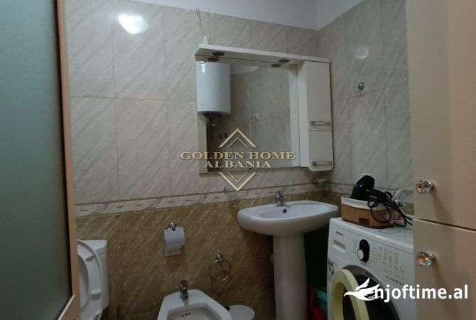 Shtepi me qera Apartament ne Tirane, 1+1, Mobilimi E mobiluar, Pagesa 550  Euro.