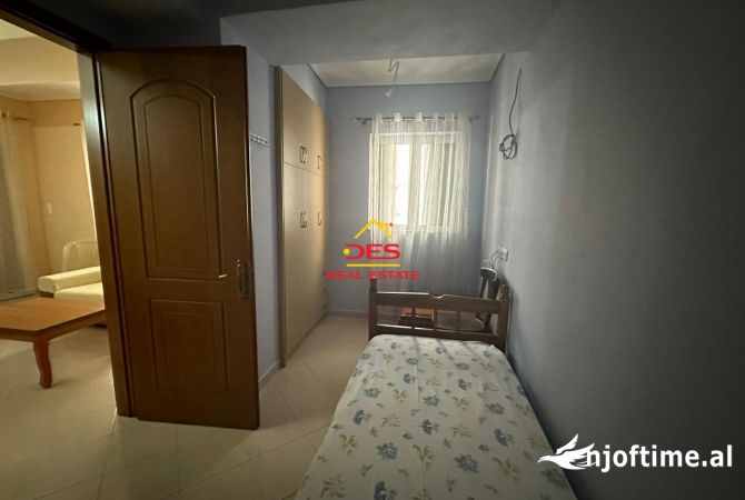 Shtepi ne shitje Apartament ne Sarande, 2+1, Mobilimi E mobiluar, Pagesa 100,000  Euro.