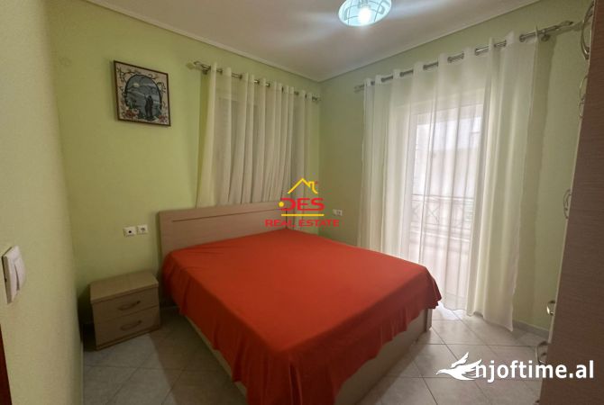 Shtepi ne shitje Apartament ne Sarande, 2+1, Mobilimi E mobiluar, Pagesa 100,000  Euro.