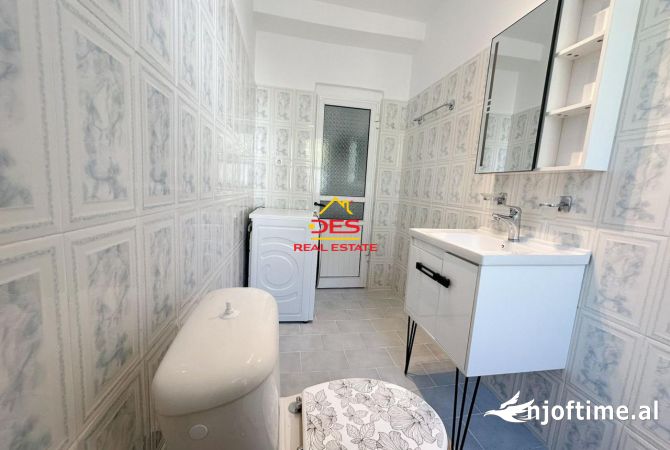 Shtepi ne shitje Apartament ne Sarande, 2+1, Mobilimi Pjeserisht e mobiluar, Pagesa 65,000  Euro.