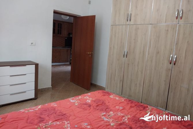 Shtepi me qera 1+1 ne Durres - 22,000 Leke