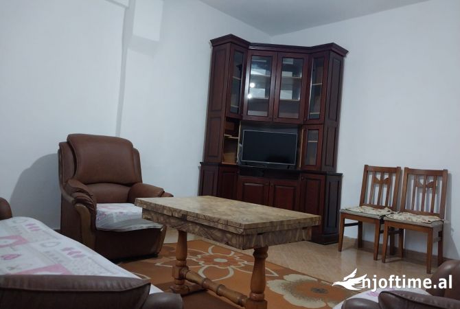 Shtepi me qera 1+1 ne Durres - 22,000 Leke
