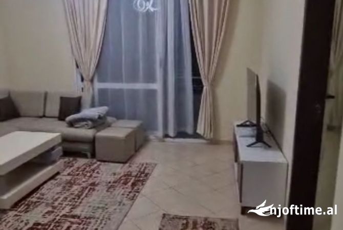 Shtepi me qera 1+1 ne Tirane - 400 Euro