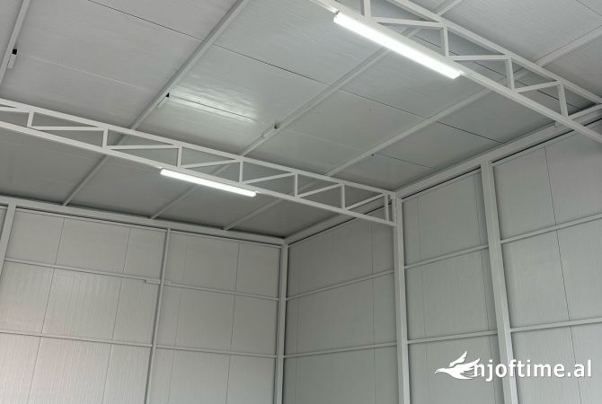 Ambient biznesi me qera 4+1 ne Tirane - 500 Euro