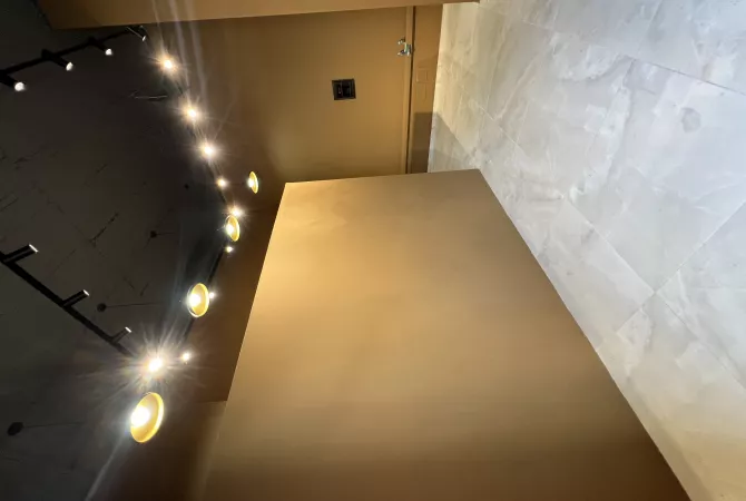 Ambiente Commerciale in Affitto 1+1 a Tirana - 300 Euro