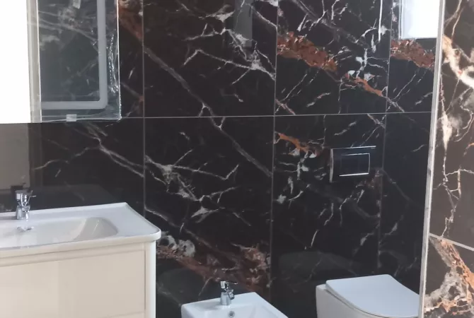 Shtepi me qera Shtepi Private ne Tirane, 2+1, Mobilimi Pjeserisht e mobiluar, Pagesa 400  Euro.