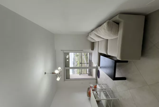 Shtepi me qera 1+1 ne Tirane - 45,000 Leke