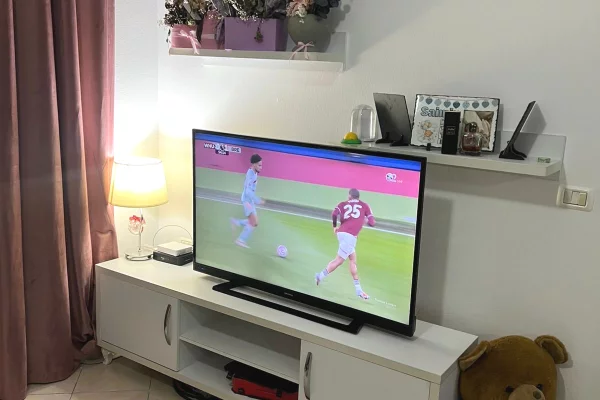 Shtepi me qera 1+1 ne Tirane - 45,000 Leke