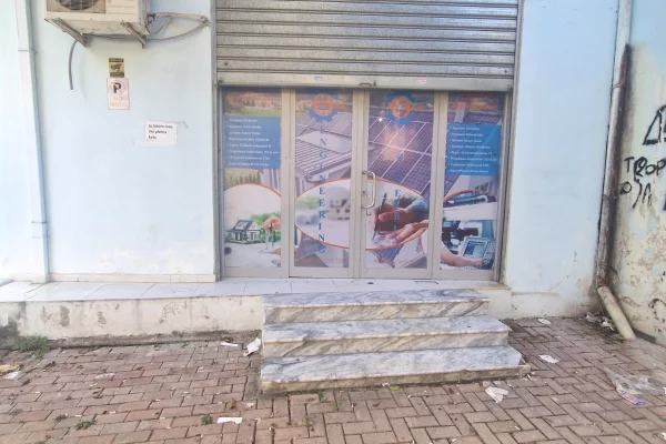 Business Property for Rent 1+1 in Tirana - 25,000 Leke