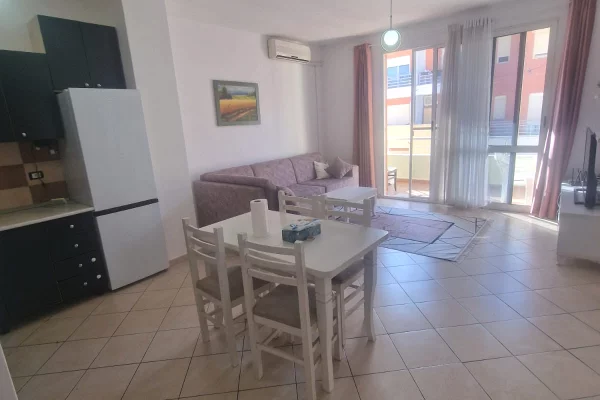 Casa in affitto 1+1 a Tirana - 43,000 Leke