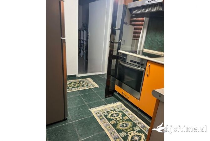 Shtepi me qera 2+1 ne Tirane - 600 Euro