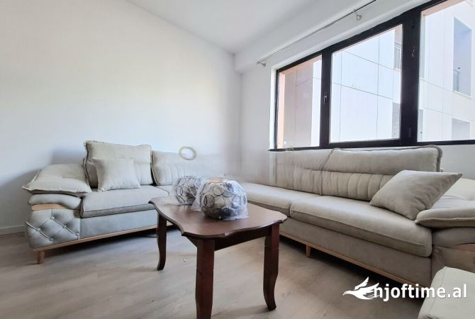 Shtepi me qera 1+1 ne Tirane - 450 Euro