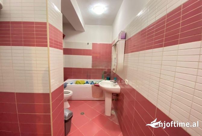 Shtepi ne shitje 2+1 ne Tirane - 105,000 Euro