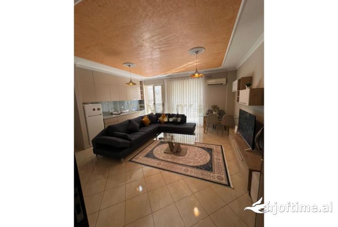 Shtepi me qera 1+1 ne Tirane - 600 Euro