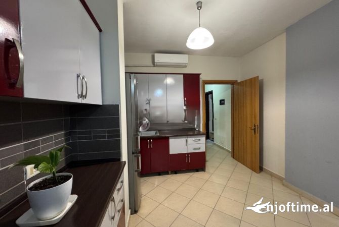 Shtepi ne shitje 1+1 ne Tirane - 110,000 Euro