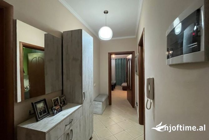 Shtepi ne shitje 2+1 ne Tirane - 110,000 Euro