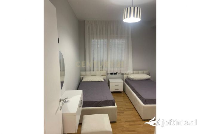 Shtepi me qera 2+1 ne Durres - 700 Euro